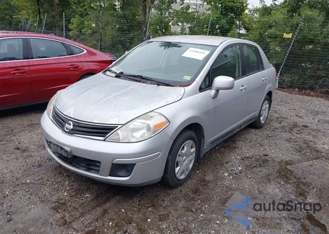 2011 Nissan Versa 1.8S z USA, uszkodzony, nr VIN 3N1BC1AP9BL405221